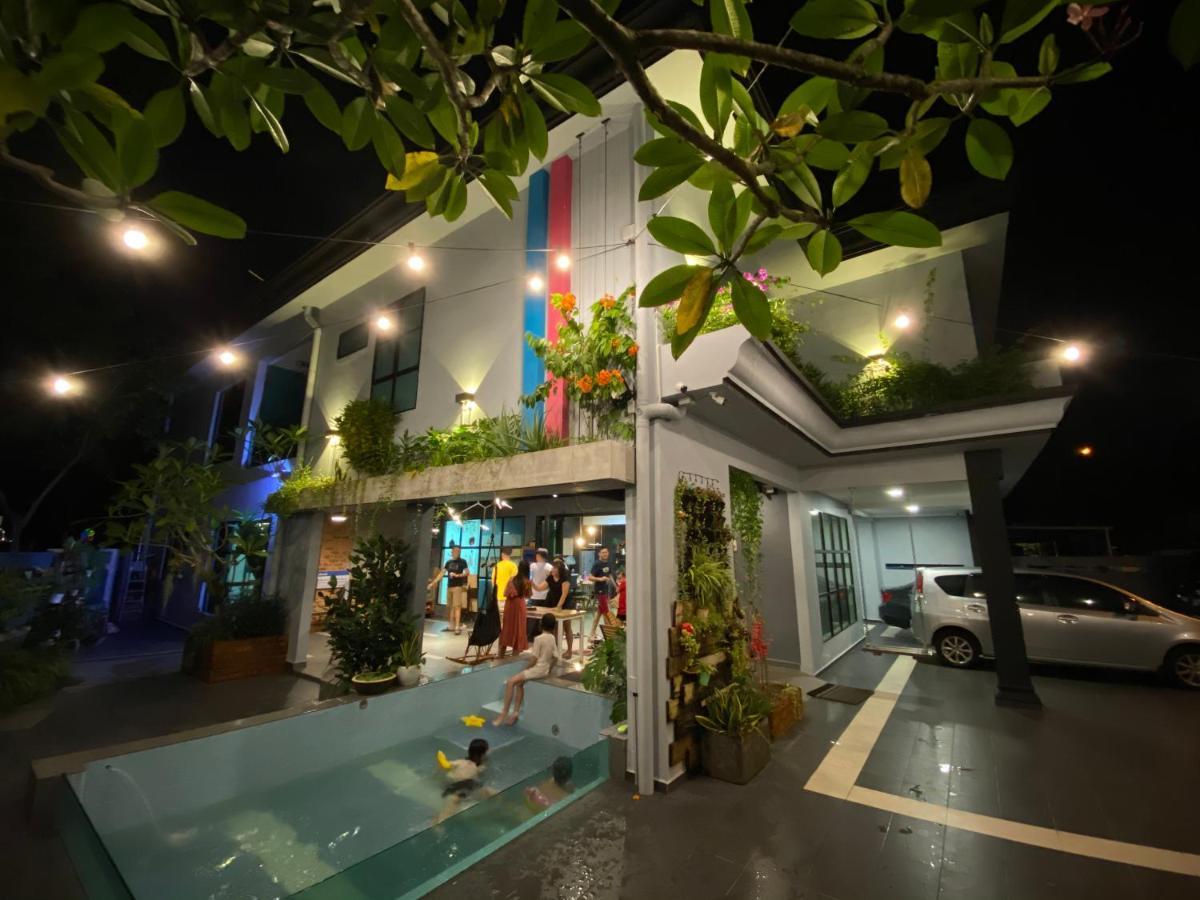 Oneriimba Private Pool & Garden Residence Джохор-Бару Экстерьер фото