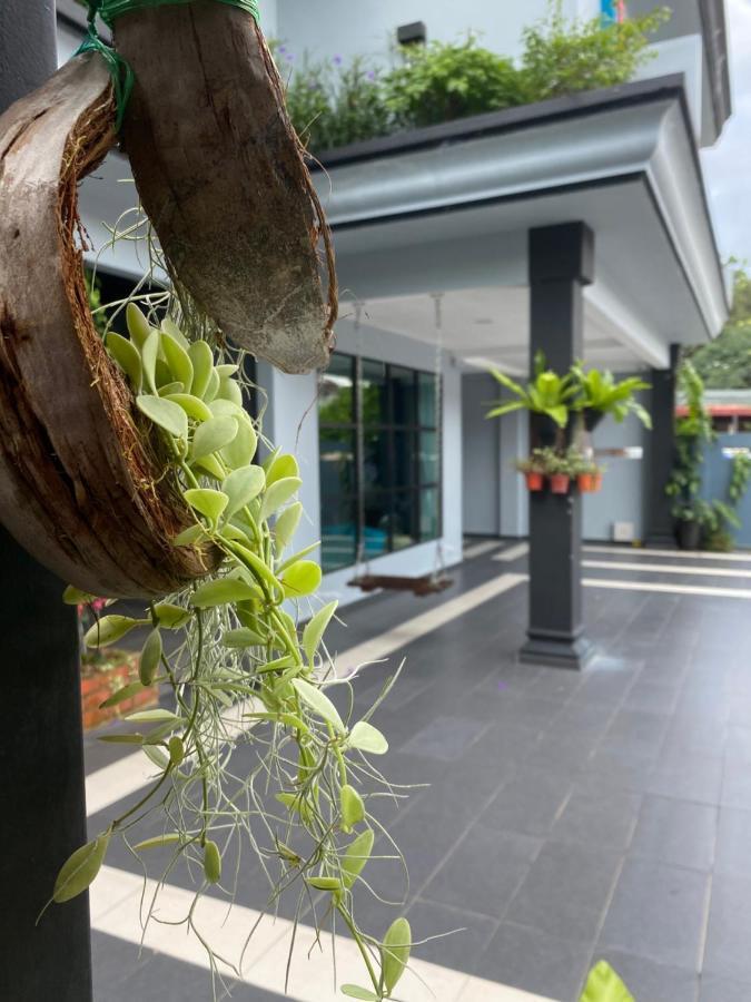 Oneriimba Private Pool & Garden Residence Джохор-Бару Экстерьер фото