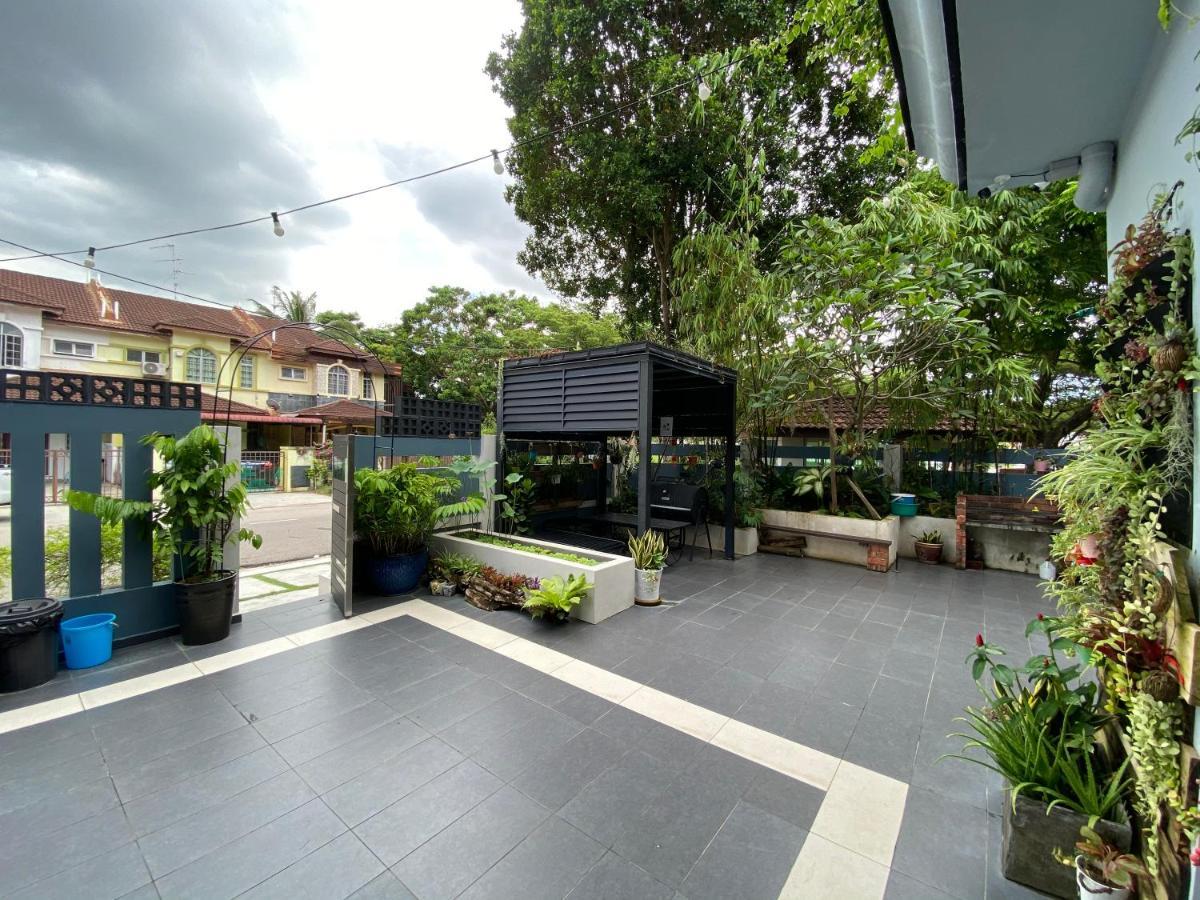 Oneriimba Private Pool & Garden Residence Джохор-Бару Экстерьер фото