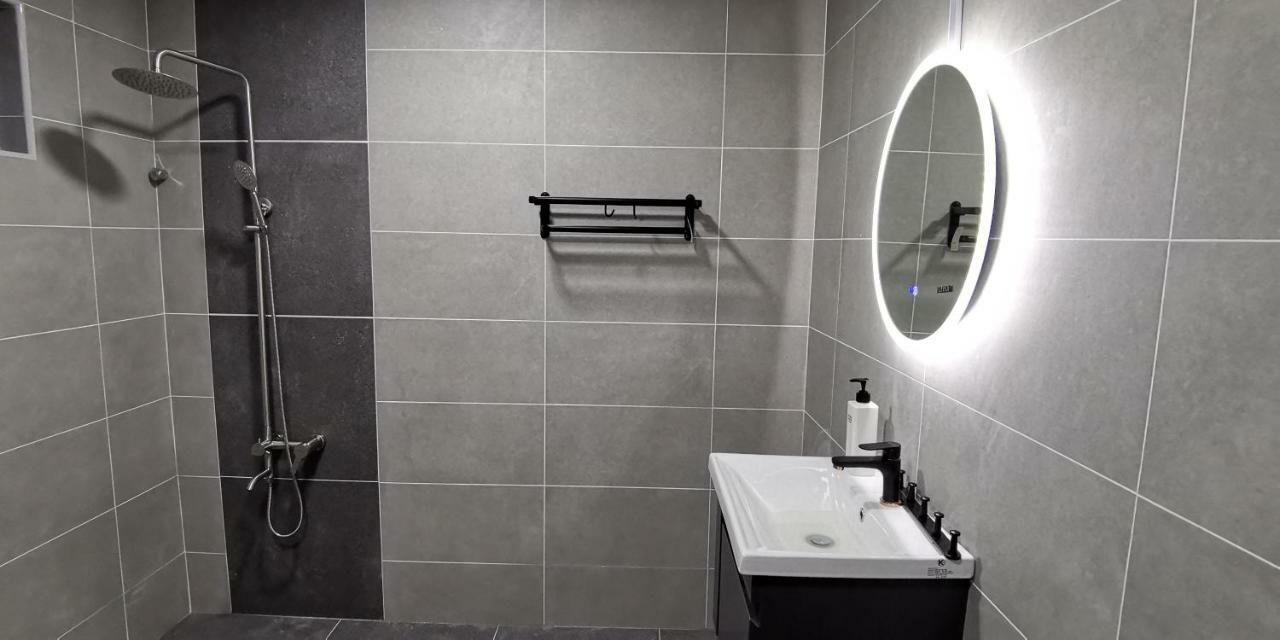 Oneriimba Private Pool & Garden Residence Джохор-Бару Экстерьер фото